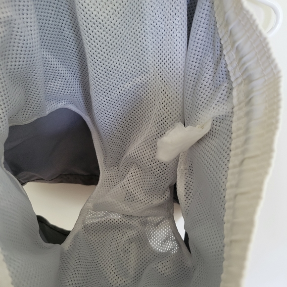 4/$20 Old Navy Boys Swim Shorts Size 6 7 Small Gray Drawstring Shorter Length - Picture 4 of 5